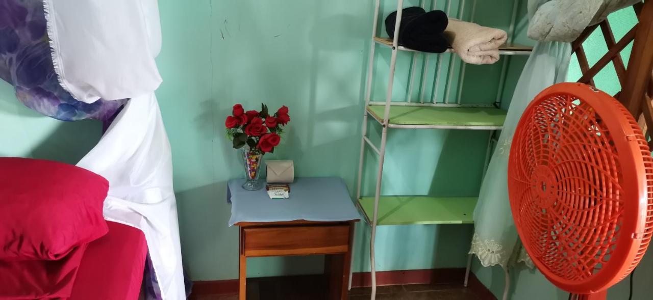 Cabinas Mitchaelle'S Puerto Viejo de Talamanca Экстерьер фото