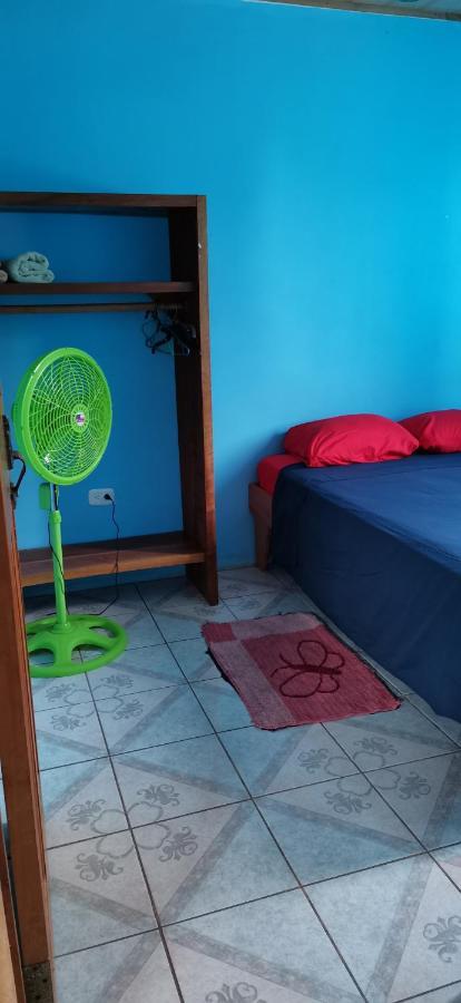 Cabinas Mitchaelle'S Puerto Viejo de Talamanca Экстерьер фото