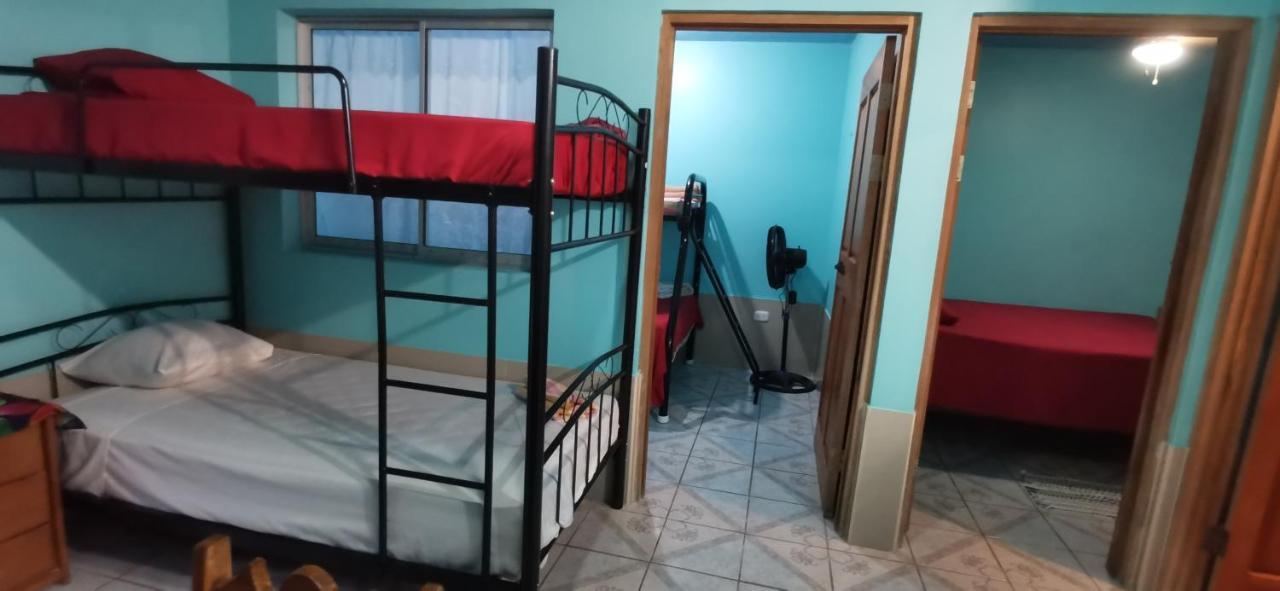 Cabinas Mitchaelle'S Puerto Viejo de Talamanca Экстерьер фото