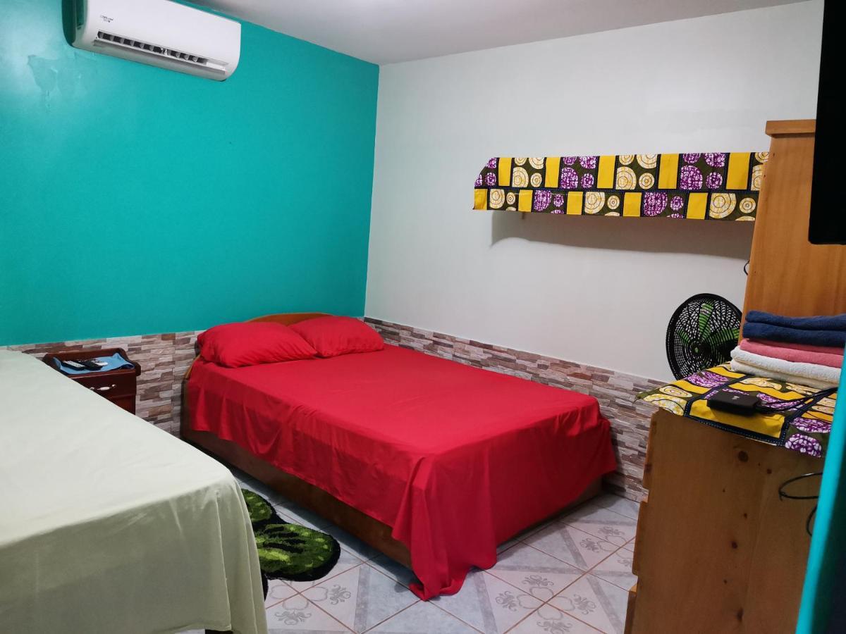 Cabinas Mitchaelle'S Puerto Viejo de Talamanca Экстерьер фото