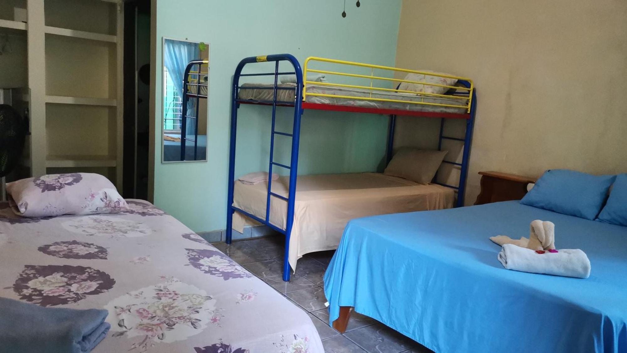 Cabinas Mitchaelle'S Puerto Viejo de Talamanca Экстерьер фото